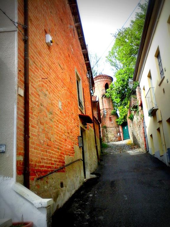 Bed and Breakfast Il Cortiletto Dei Capperi Gassino Torinese Exterior foto
